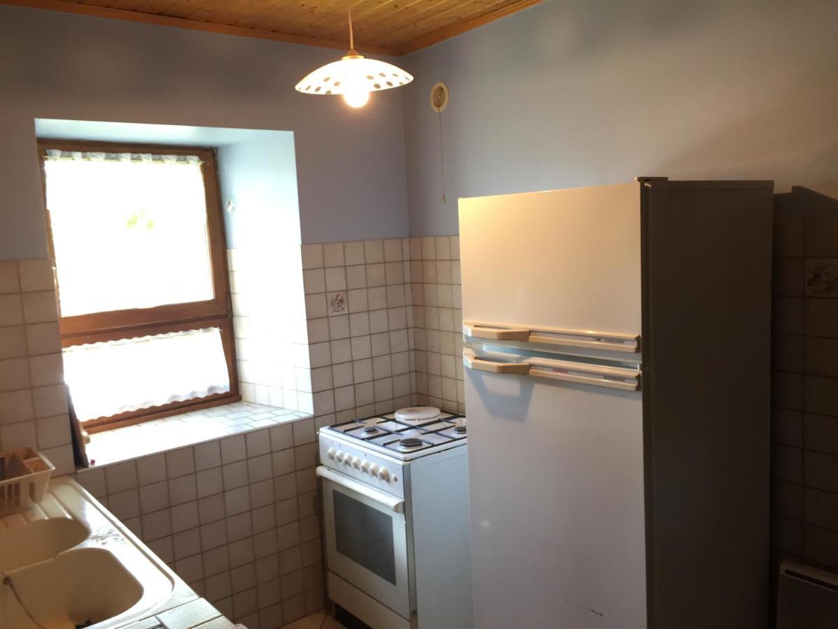 Vila Les Deux Licornes Anchenoncourt-et-Chazel Exteriér fotografie